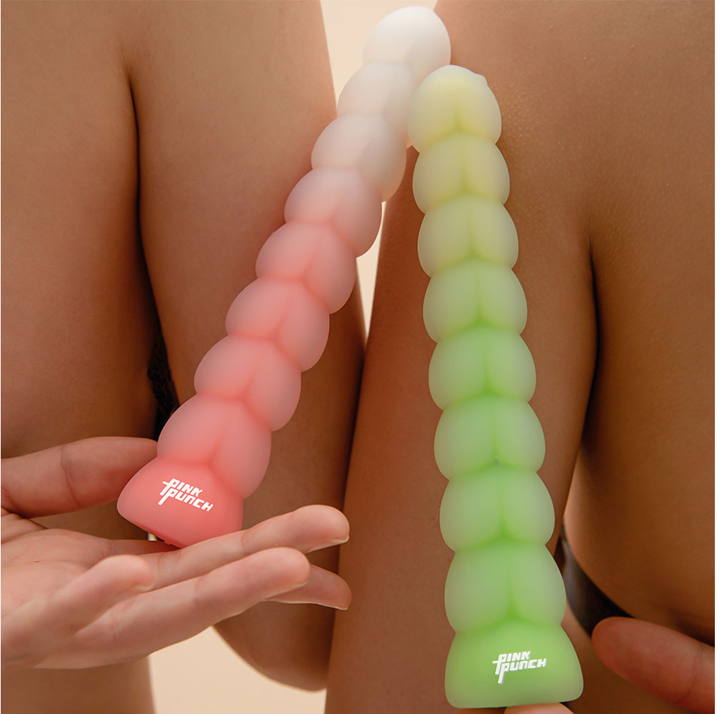 Peach-shaped tower G-spot vibrator