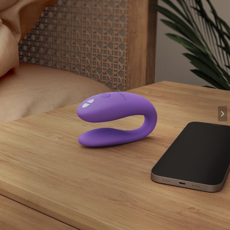 We-Vibe Sync Go Couples Vibrator – Wearable & App-Controlled