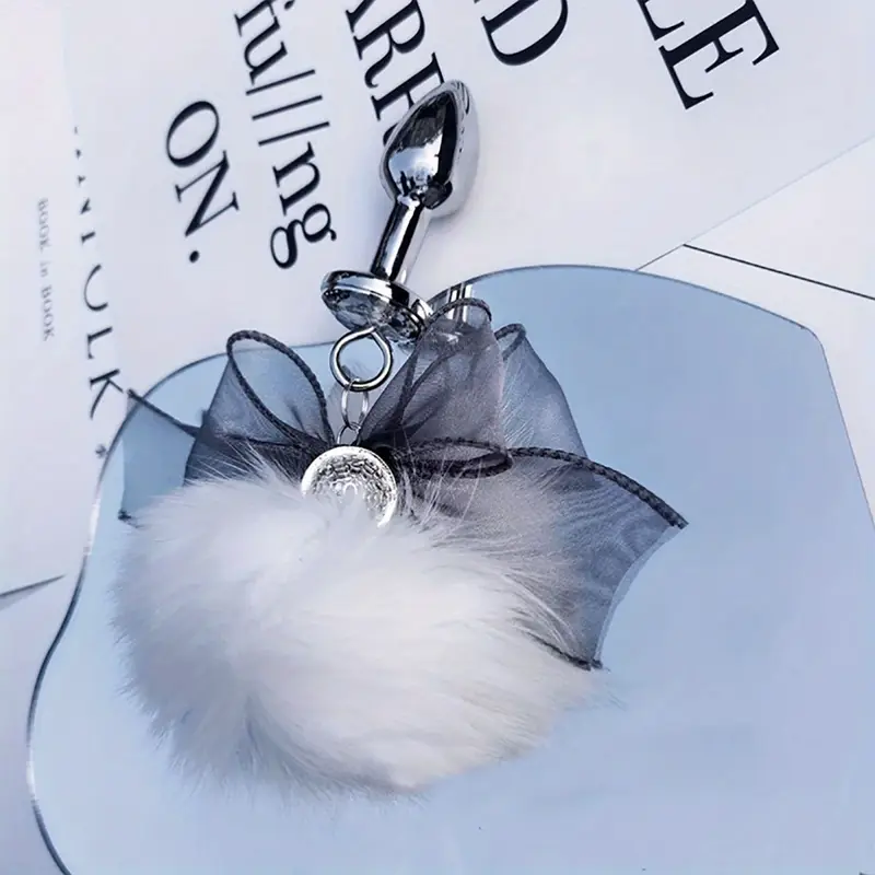 Fox Tail Anal Plug – Metal Plug with Realistic Fur, 4 Sizes