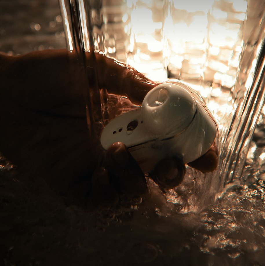 Mini Sonic Suction Massager – App-Connected Clitoral Stimulator