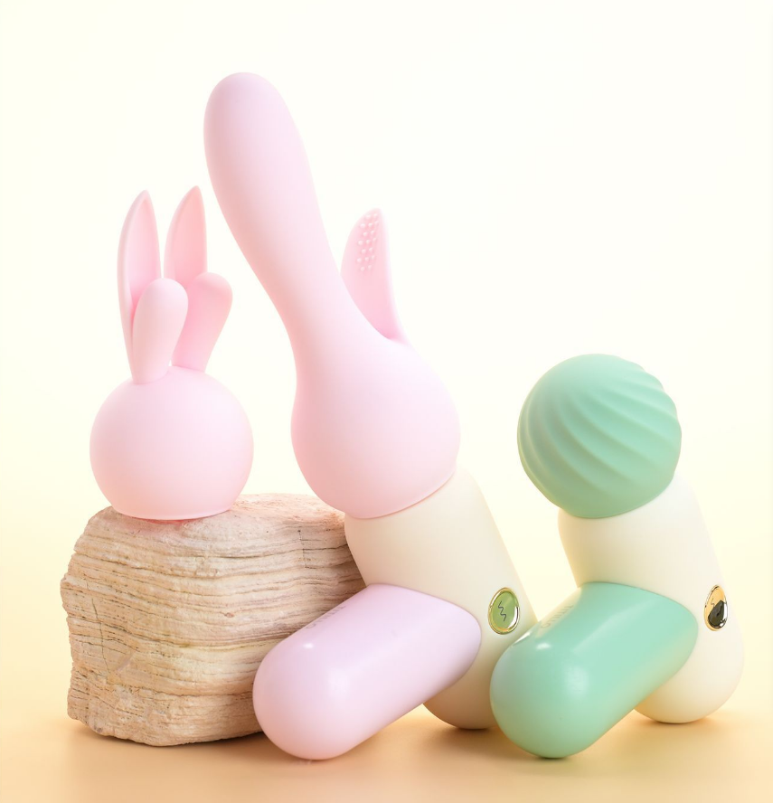 TITILLO 3rd Gen 3-in-1 Suction & Vibration Massager