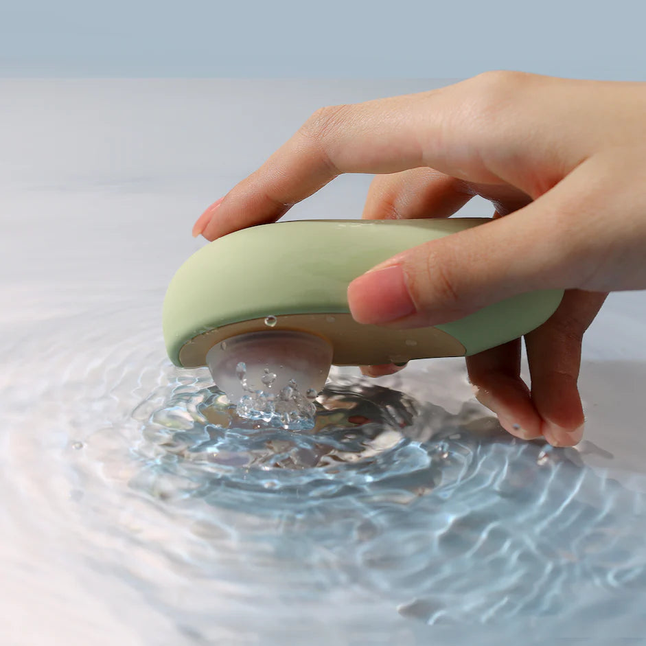 CUCUPIE Avocado 2.0 Dual Stimulation Suction & Tapping Massager
